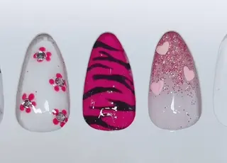 ネイル Feather TOMのエステ・リラクイメージ