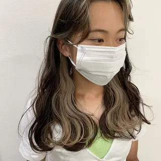 ロング カラー soso所属・ソエタ ユイのヘアスタイル