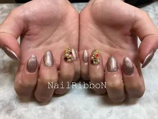 ネイル ネイルリボン 受付スタッフのマツエク・マツパデザイン