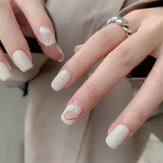 ネイル ハク キのネイルデザイン