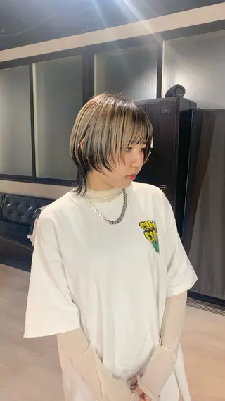 ミディアム KISS SWAN所属・B E C H I C O〔べち子〕のヘアスタイル