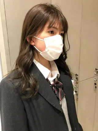 ロング カラー 古屋 花織のヘアスタイル