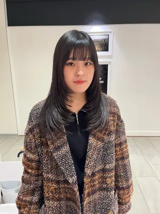 ロング BEHIVE PARCO2所属・門田 楓香のヘアスタイル