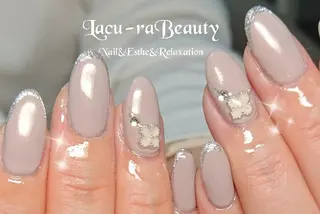 ネイル 小顔と腸の専門店 ラクーラビューティのエステ・リラクイメージ