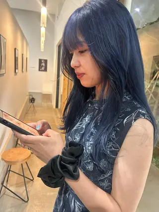 カラー 井上 凜のヘアスタイル