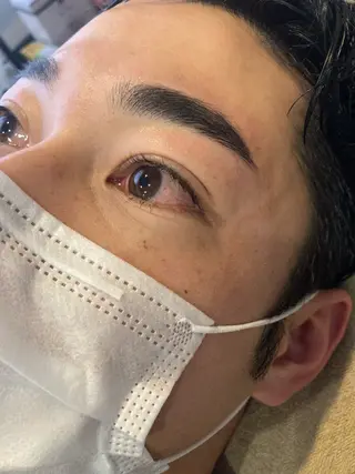 メンズ アイブロウ b-free メンズサロンのエステ・リラクイメージ