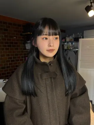 ロング カラー Gigi 代々木所属・りこ 🐈‍⬛韓国艶カラーのヘアスタイル