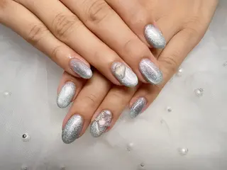 ネイル Fairyフェアリーネイルサロン所属・シズ セキのネイルデザイン