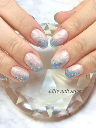 ネイル Lilly nail Mikuのネイルデザイン