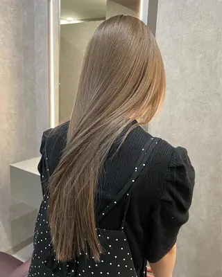 ロング AUBE HAIR tenjin【オーブヘアーテンジン】所属・nene .のヘアスタイル