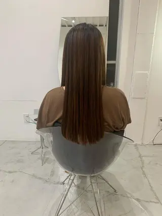 ロング 229所属・高橋 亜紀のヘアスタイル