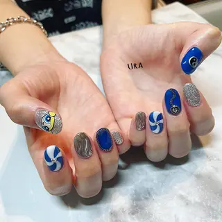 ネイル UrakoNail 《nail》のネイルデザイン