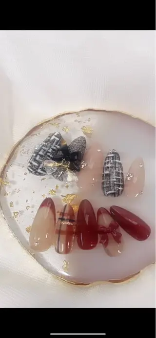 ネイル T-Rich所属・高野 沙玖良のネイルデザイン