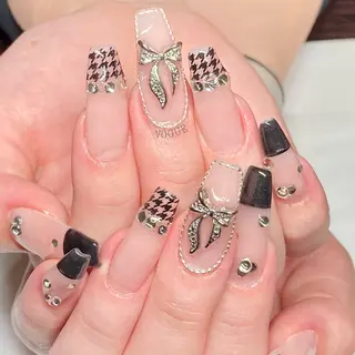 ネイル VOGUE ×SWANのネイルデザイン