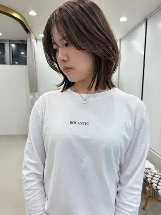 ミディアム souvenir所属・アカリ /カットモデル募集のヘアスタイル