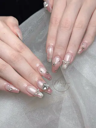 ネイル Maggie Nail🦩のネイルデザイン