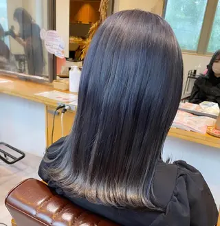 ミディアム カラー 北本 まどかのヘアスタイル