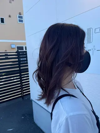 ミディアム soen by HEADLIGHT 橘通所属・AOI soenのヘアスタイル