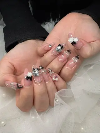ネイル SHION  のネイルデザイン