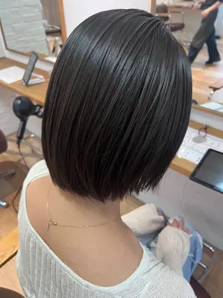 ミディアム カラー スッと馴染むhair /ヨシダトモキのヘアスタイル
