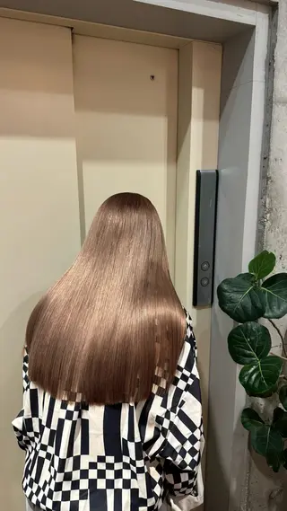 ロング カラー 高円寺/艶カラー/ レイヤーカットのヘアスタイル