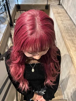 ロング china/ボブ/ ブリーチカラーのヘアスタイル