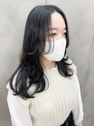 セミロング ロングウルフ🤍渋谷 🤍Mizukiのヘアスタイル
