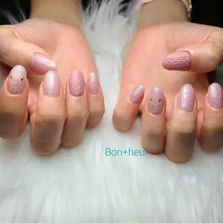 ネイル 宮口 紗子のネイルデザイン