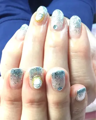 ネイル e.nail所属・和賀井 恵理のネイルデザイン