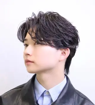 ミディアム パーマ メンズ Lond  strada所属・ハクヤ心斎橋 パーマ/縮毛矯正のヘアスタイル