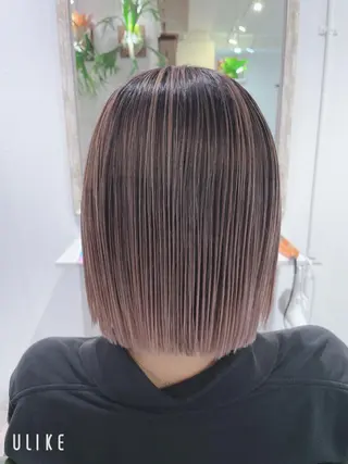 ショート カラー 渡辺 加菜子のヘアスタイル