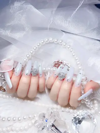 ネイル Yudia🦋 azuのネイルデザイン