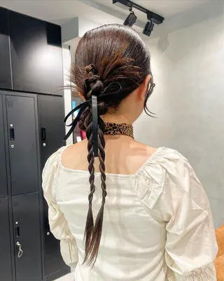 ヘアアレンジ 暖色レイヤー 🥀REIRIのヘアスタイル