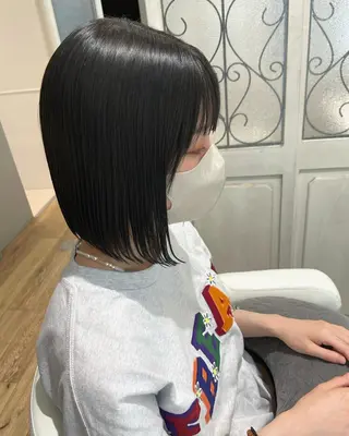 ミディアム カラー パーマ ヘアアレンジ メンズ キッズ ネイル マツエク・マツパ 🫧垢抜けヘア🫧 SHIORIのヘアスタイル