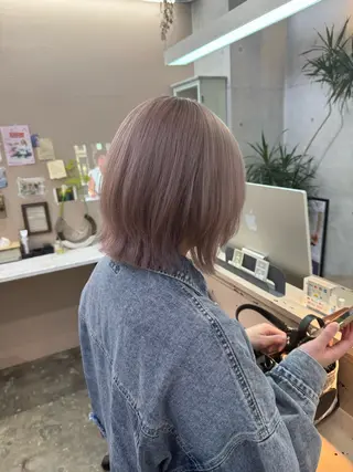 ミディアム カラー MIES amane(アマネ)のヘアスタイル