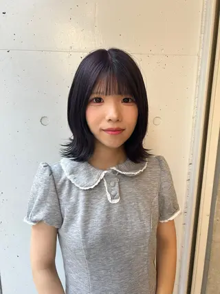 ミディアム colorlist 🖤SARASAのヘアスタイル