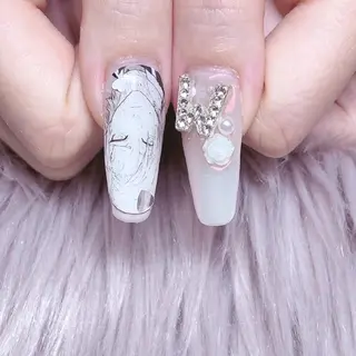 ネイル 稲垣 江梨花のネイルデザイン