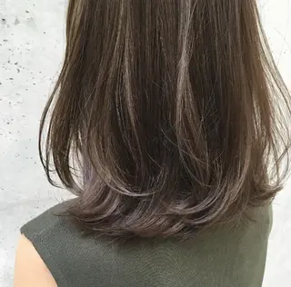 ミディアム カラー 松谷 遼のヘアスタイル