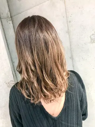 ミディアム カラー 仁木 謙太のヘアスタイル