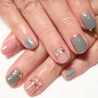 ネイル 山田 麻衣のネイルデザイン