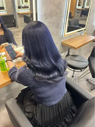ロング カラー パーマ ヘアアレンジ 透明感ブリーチカラー 🌈TOMOHIROのヘアスタイル
