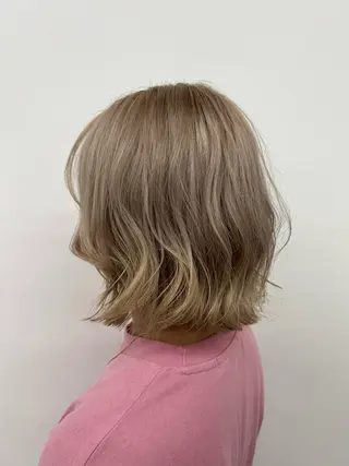 ショート やなぎさわ はるなのヘアスタイル