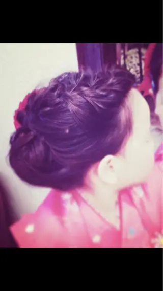 ヘアアレンジ キッズ mmagicca. 【 まじか. 】のネイルデザイン