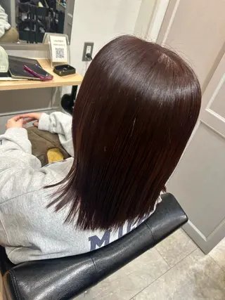 ミディアム 新村 捺のヘアスタイル