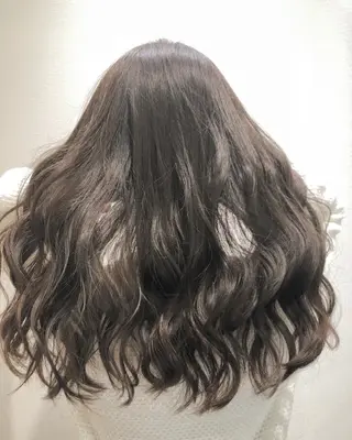 ロング カラー 馬場 瑞穂のヘアスタイル