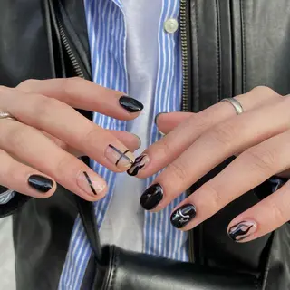 ネイル kana/モード ・グランジ໒꒱のネイルデザイン