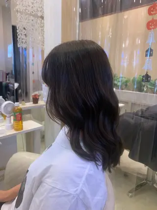 セミロング 大西 七海のヘアスタイル