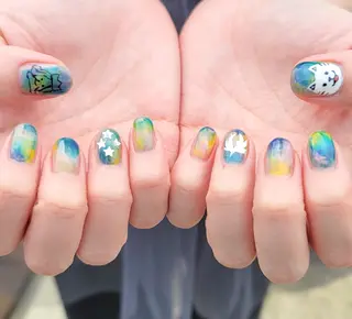 ネイル 🌲🌳🚪iiit o🌲🌳🌲のネイルデザイン