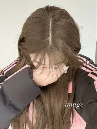 ロング カラー 池袋美容室 齋藤晴のヘアスタイル