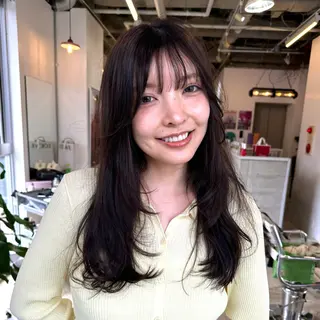 ロング 小森 祐希のヘアスタイル